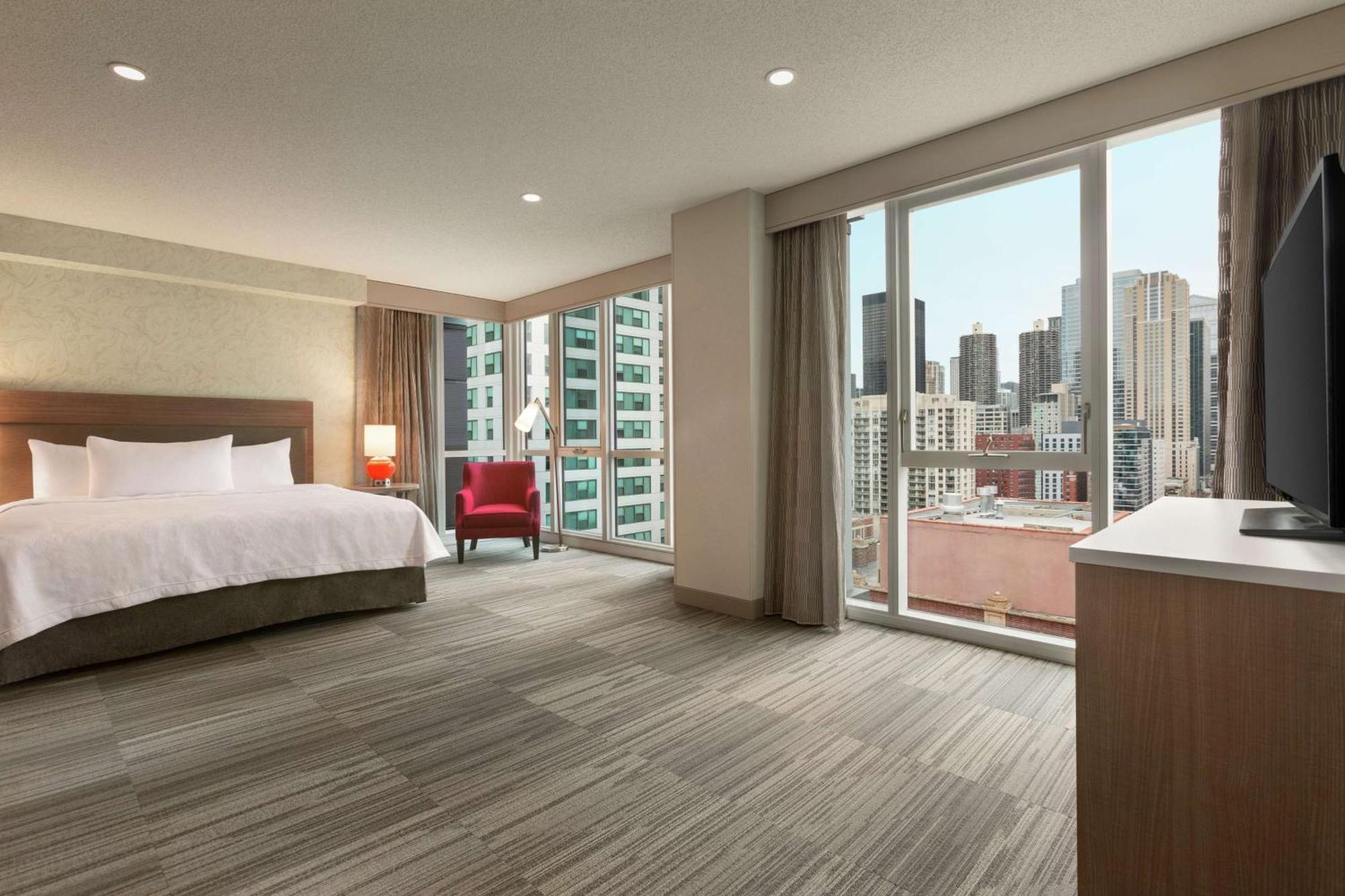 Home2 Suites By Hilton Chicago River North Exteriér fotografie